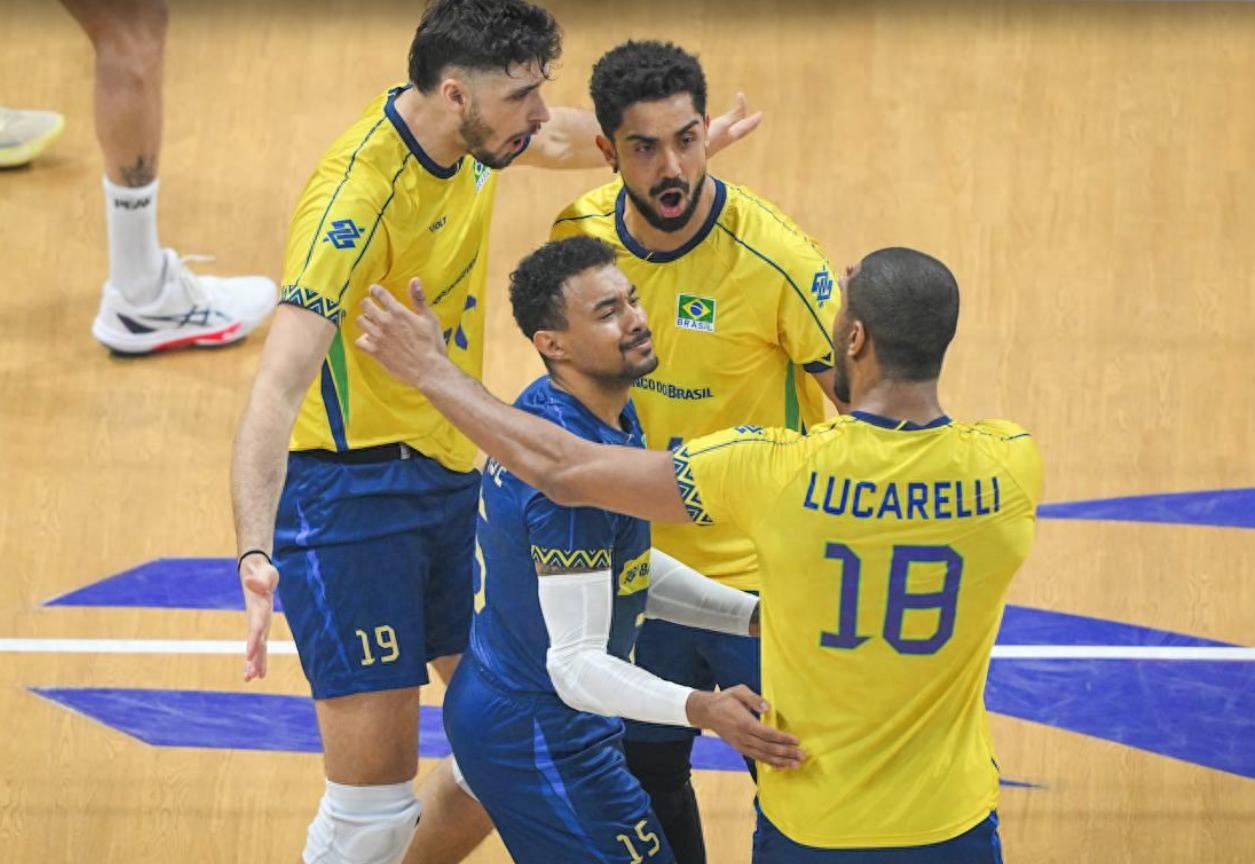 包含赛地聚焦：中超赛前热度飙升，巴塞罗那绝杀压哨，目标明确，数据趋势出现新变化的词条